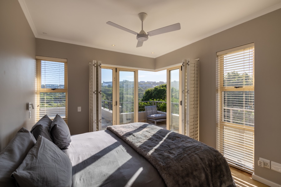 4 Bedroom Property for Sale in Whale Rock Beach Western Cape